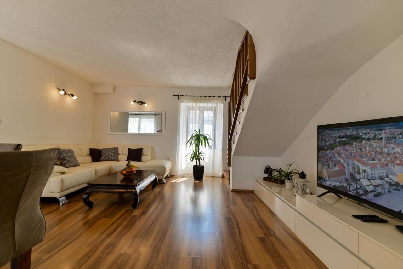 Apartman Ciciliani Trogir Buitenkant foto