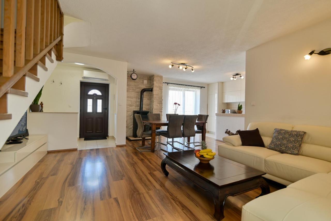 Apartman Ciciliani Trogir Buitenkant foto