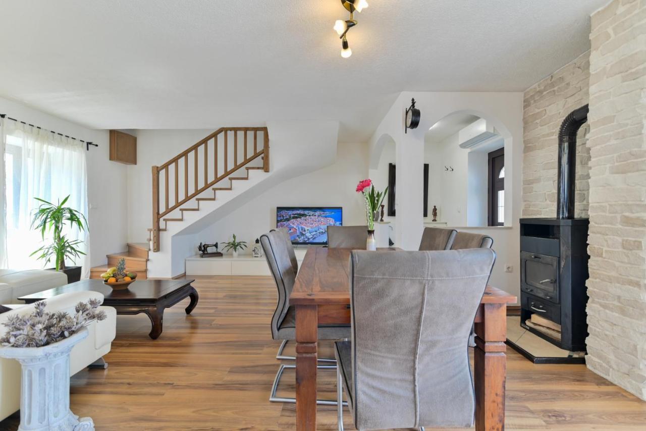 Apartman Ciciliani Trogir Buitenkant foto