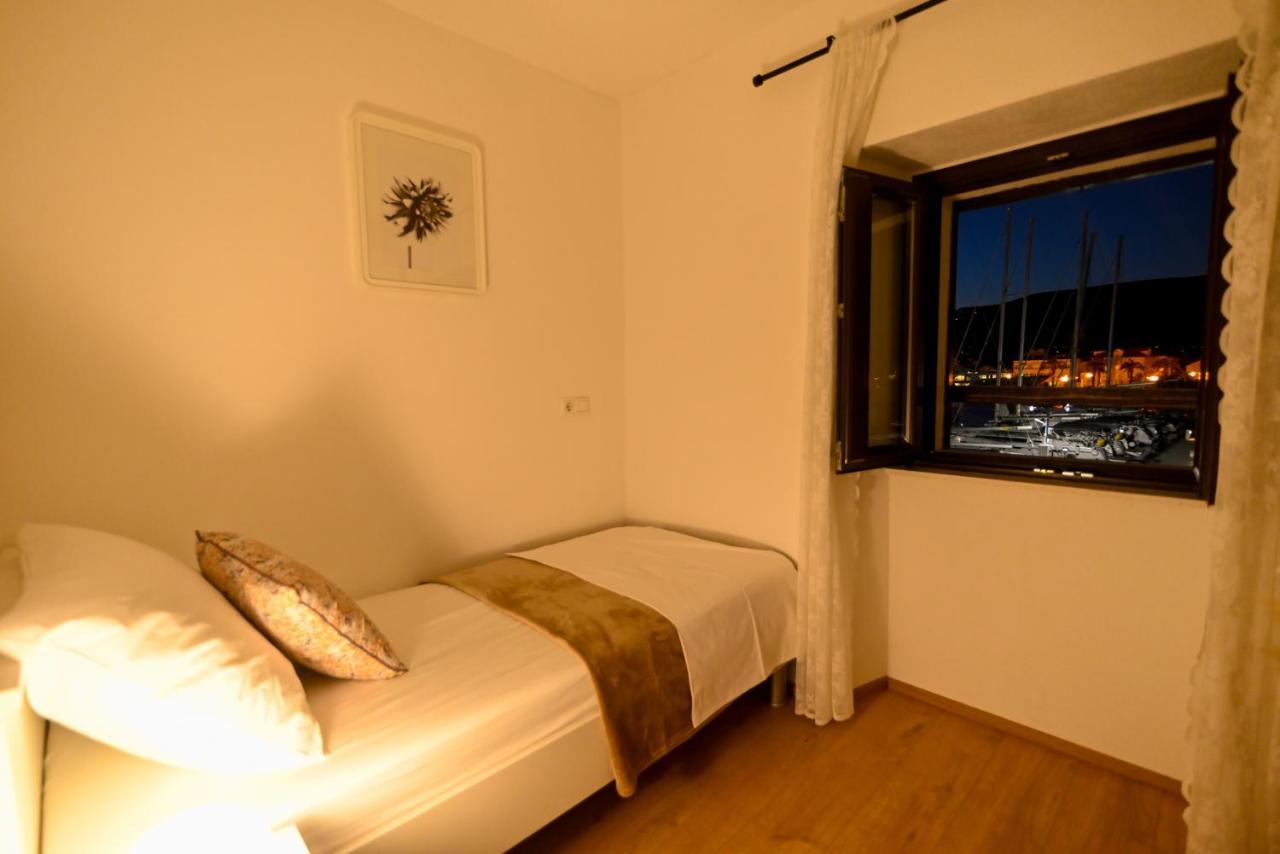 Apartman Ciciliani Trogir Buitenkant foto